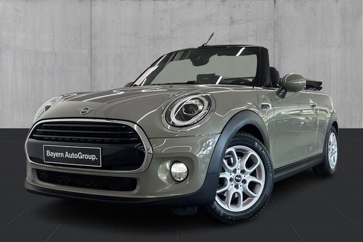 Grå Mini Cooper fra 2018 set udefra