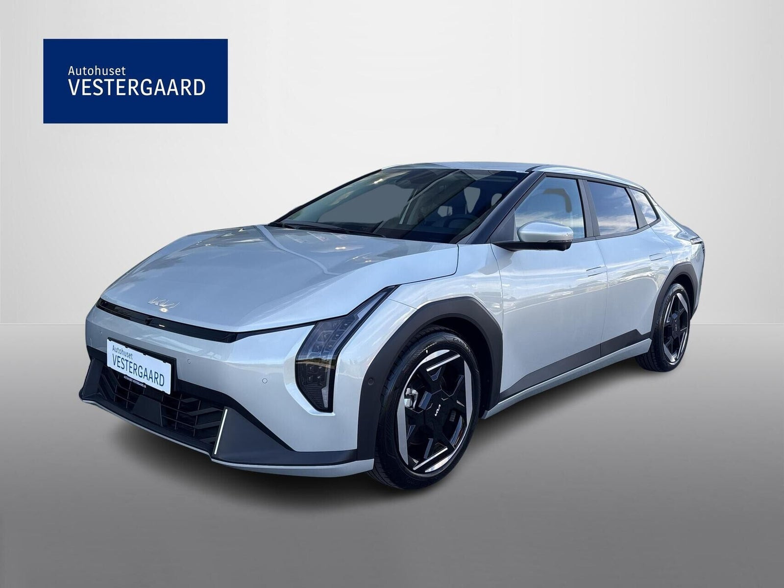 Kia EV4 81 Long Range Business Plus Fastback