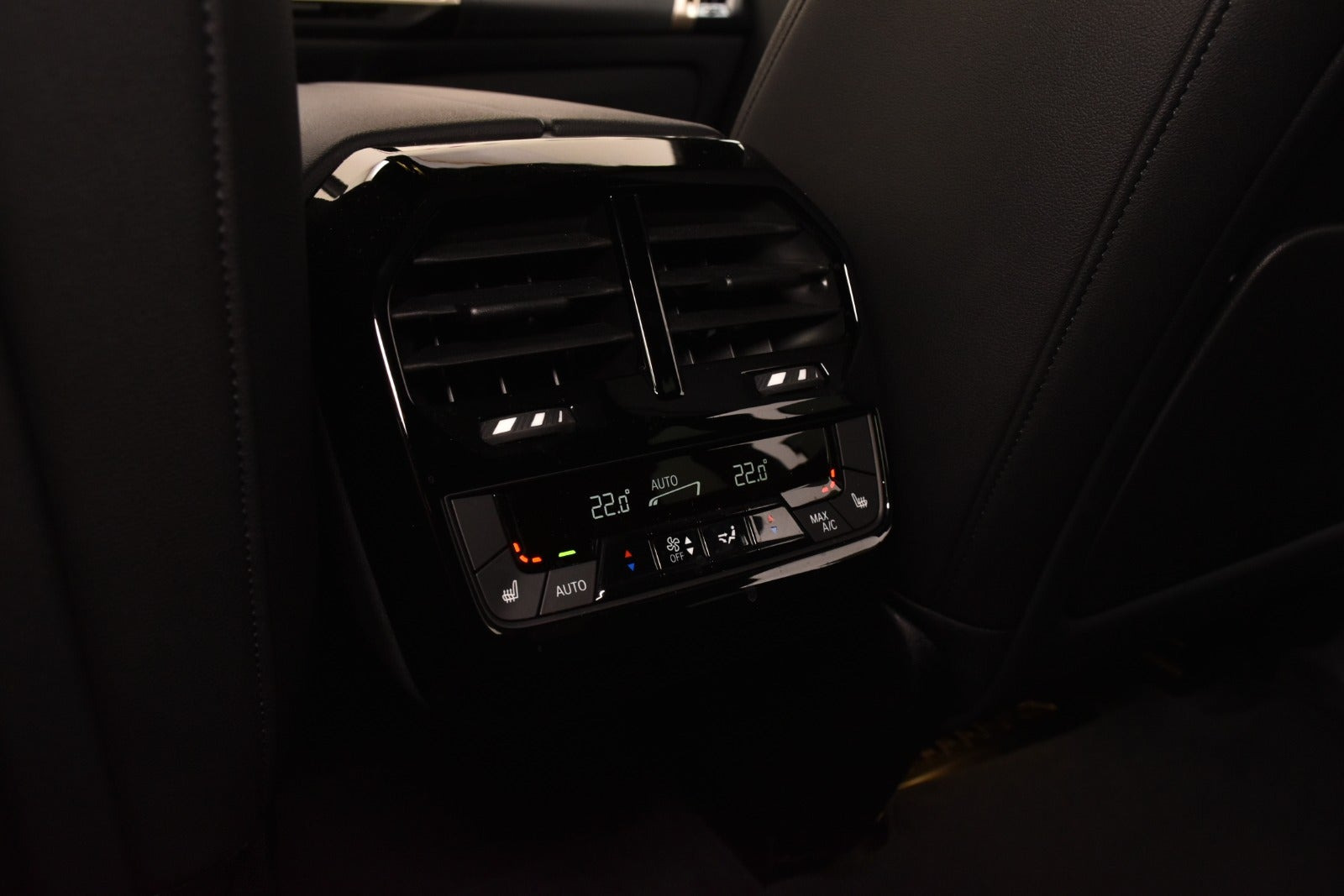 Sort BMW iX fra 2022