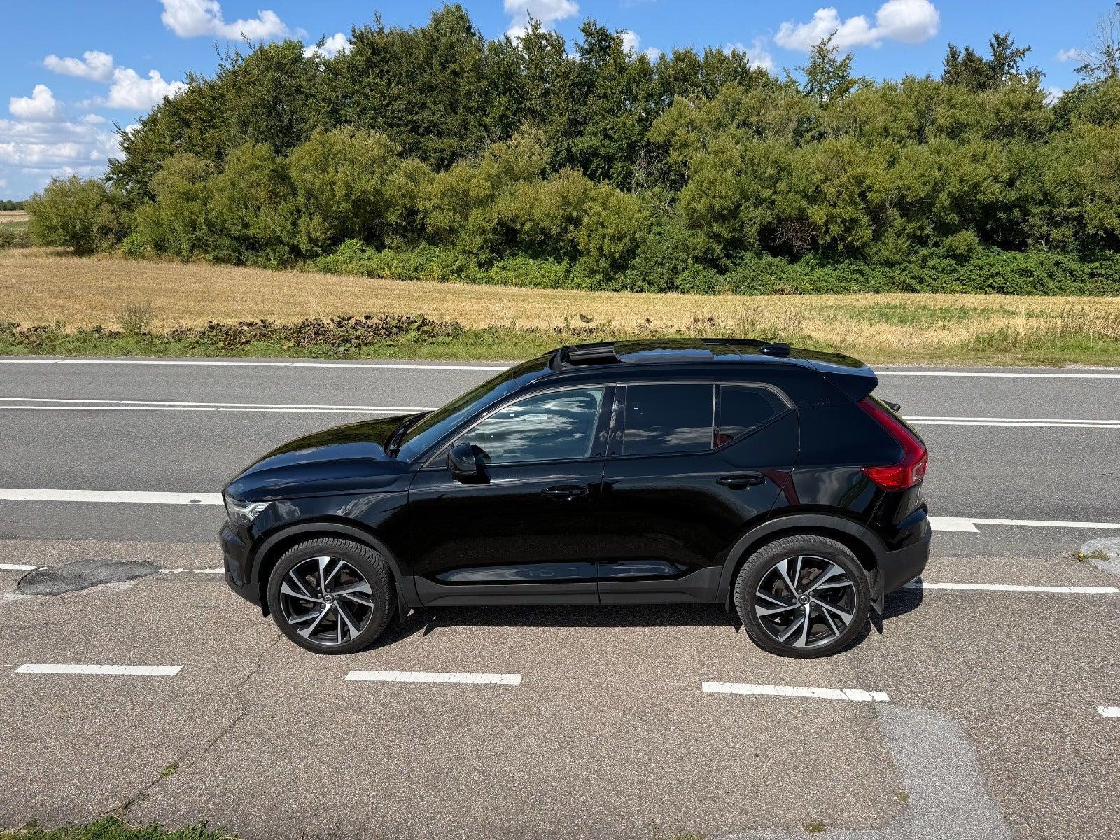 Sort Volvo XC40 fra 2019