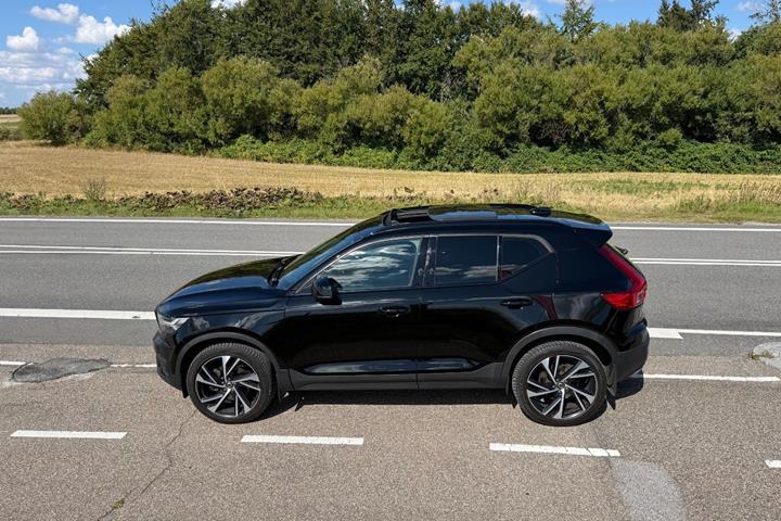 Sort Volvo XC40 fra 2019