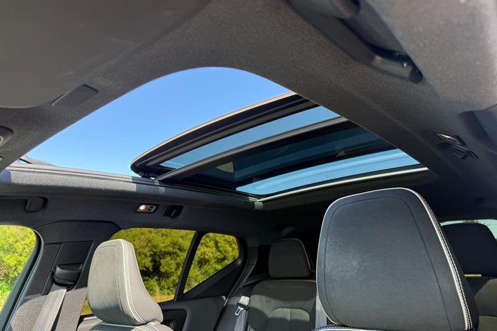 Sort Volvo XC40 fra 2019