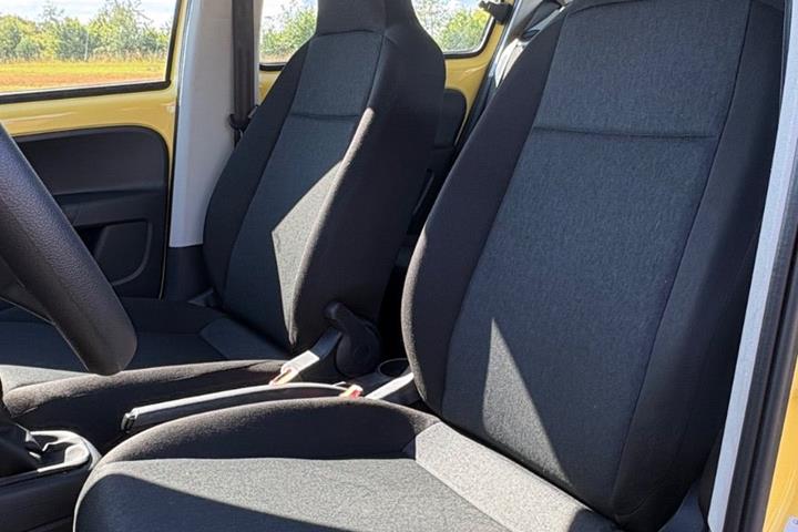 Gul Skoda Citigo fra 2019