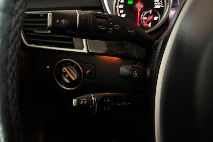 Sort Mercedes GLE350 d fra 2016