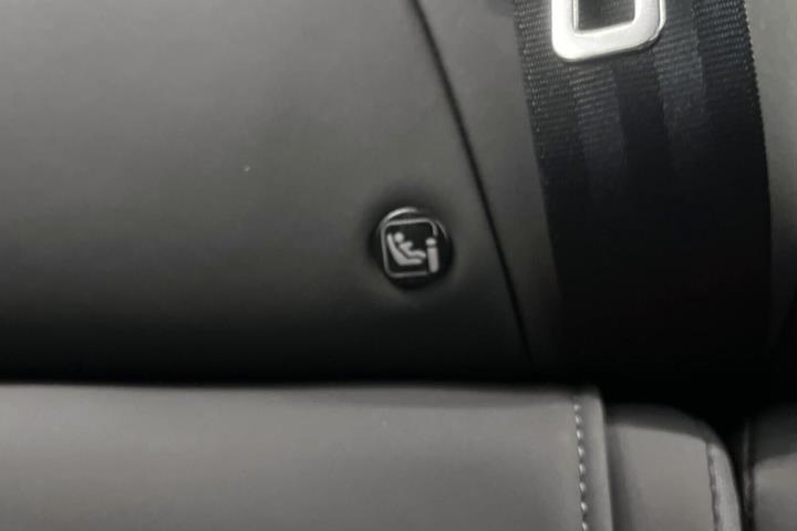 Grå Volvo EX30 fra 2024