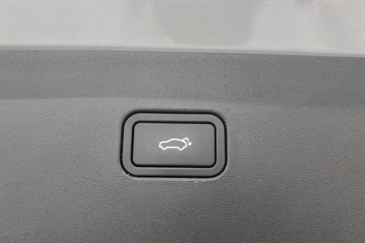 Grå Volvo EX30 fra 2024