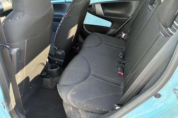Blå Citroën C1 fra 2012