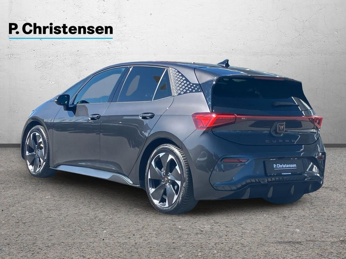 Grå Cupra Born fra 2023