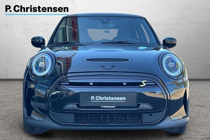 Sort Mini Cooper SE fra 2021