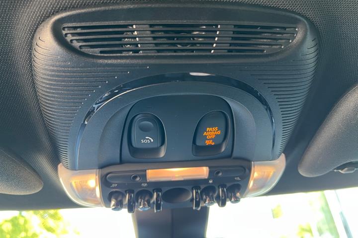 Sort Mini Cooper SE fra 2021