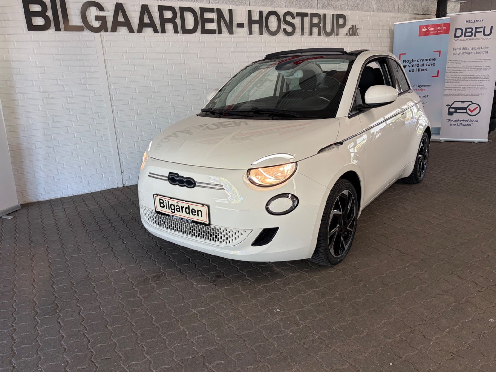 Fiat 500e 42 Icon Cabrio