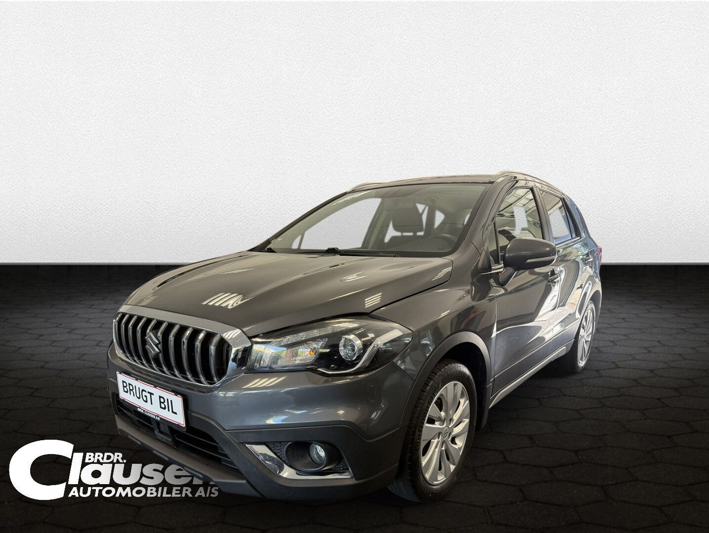 Grå Suzuki S-Cross fra 2021