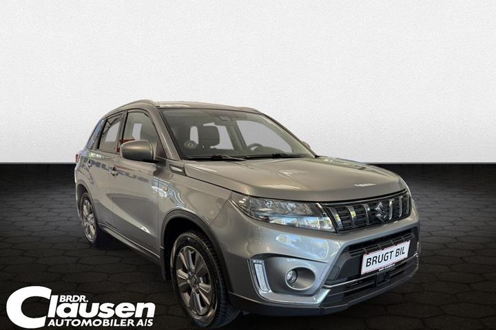 Grå Suzuki Vitara fra 2023