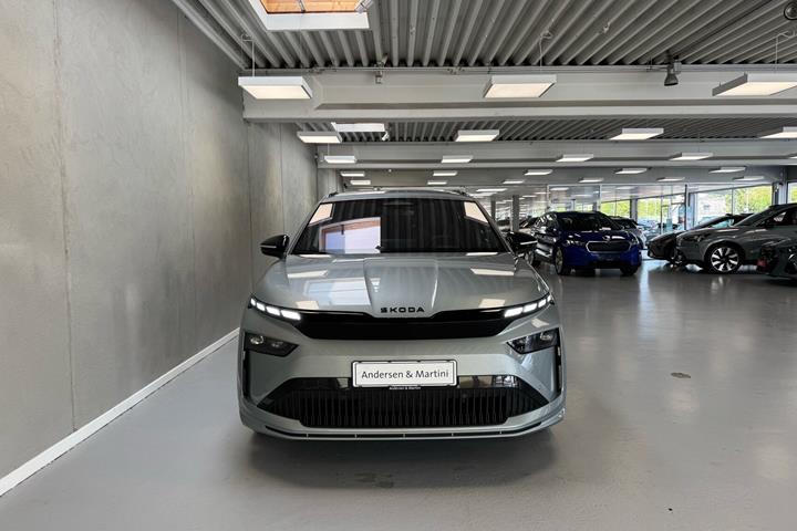 Grå Skoda Enyaq fra 2026