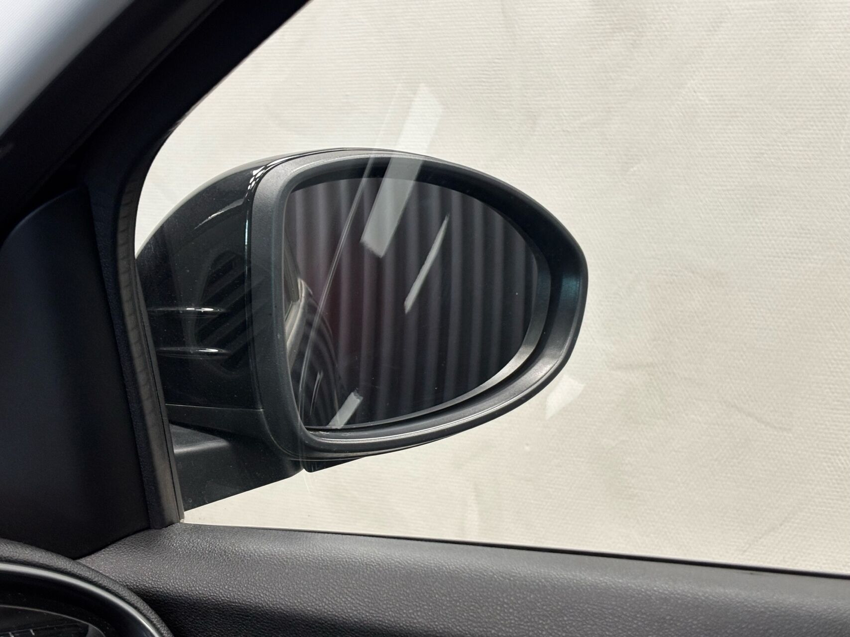 Sort Fiat 500e fra 2023
