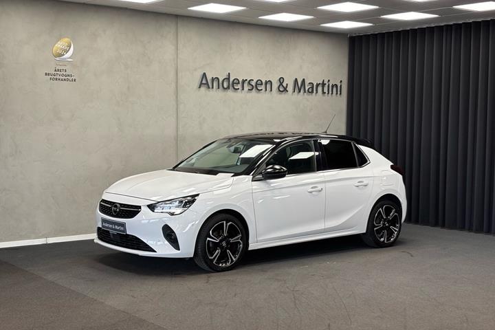 Hvid Opel Corsa fra 2020