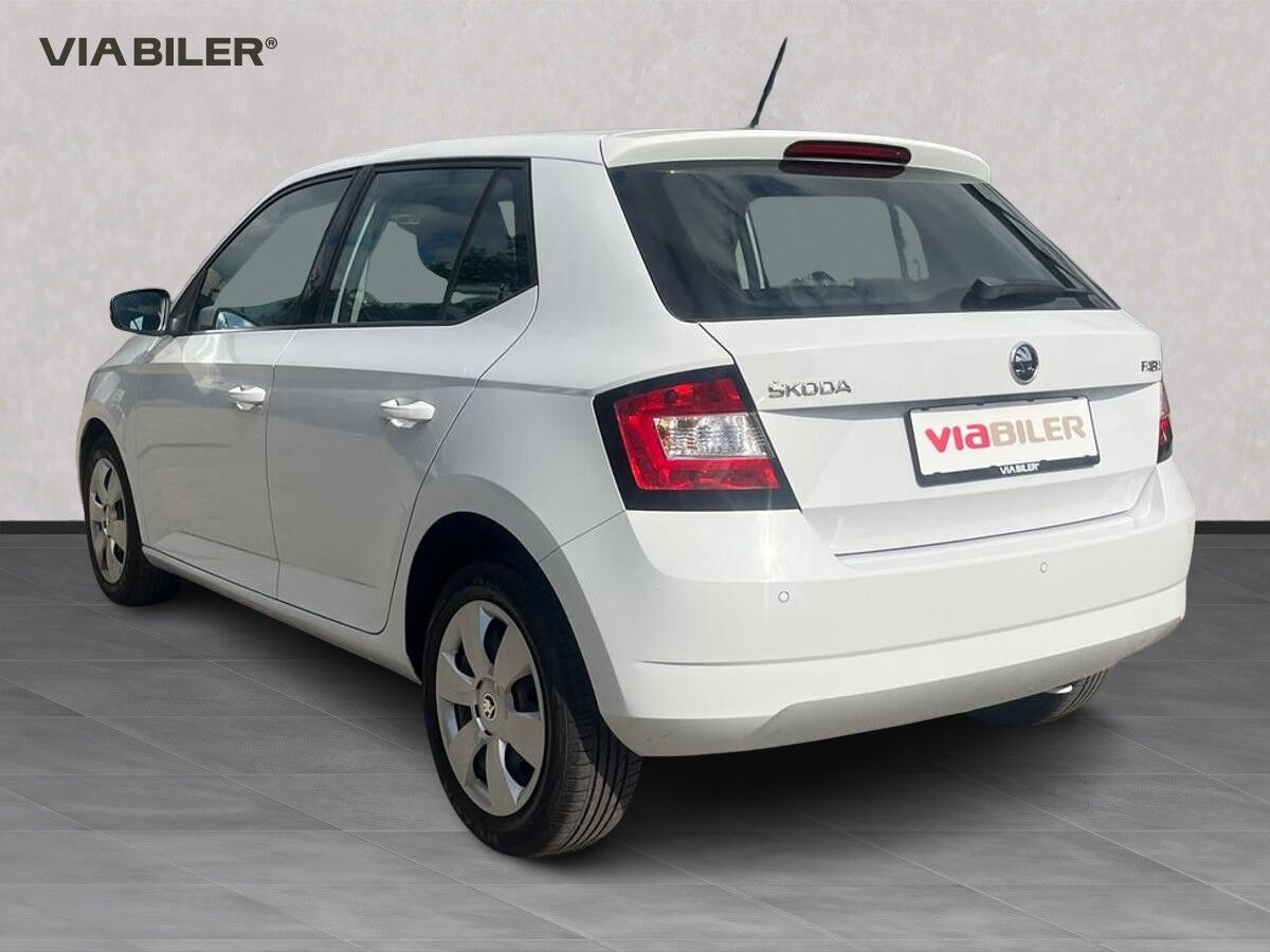 Hvid Skoda Fabia fra 2018