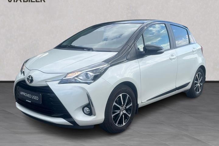 Sort Toyota Yaris fra 2018