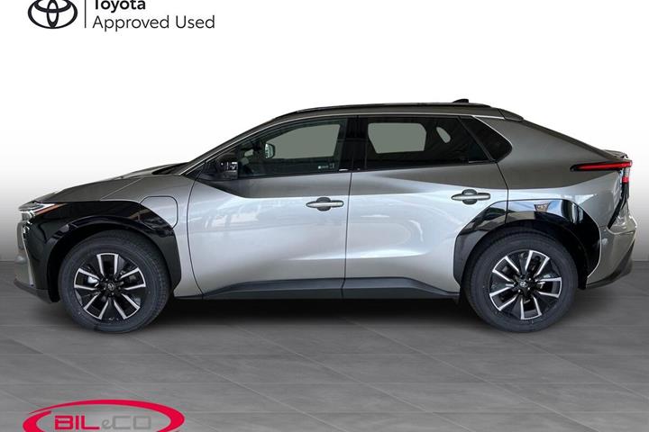 Grå Toyota BZ4X fra 2026