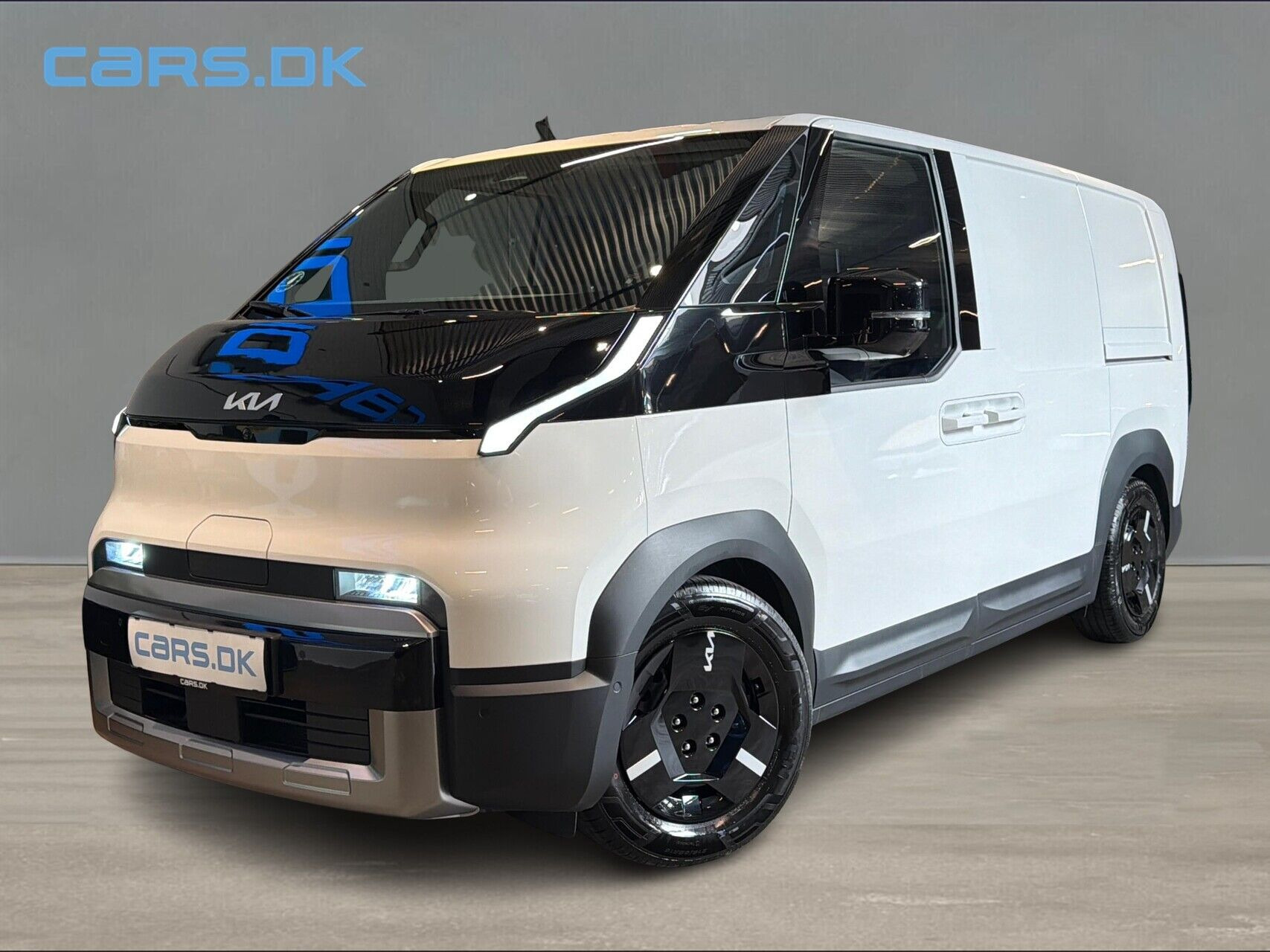 Kia PV5 Cargo L2H1 Long Range Work 163HK Van Aut.