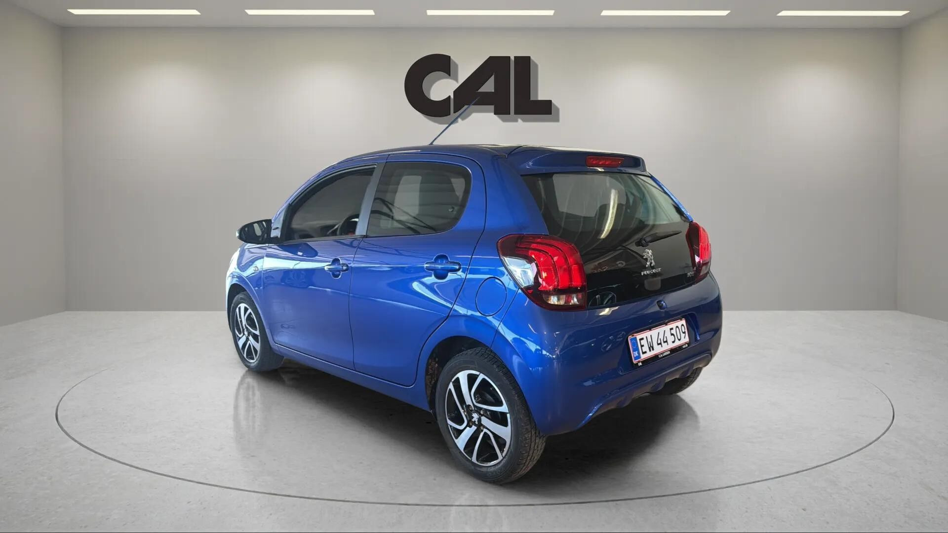Blå Peugeot 108 fra 2020