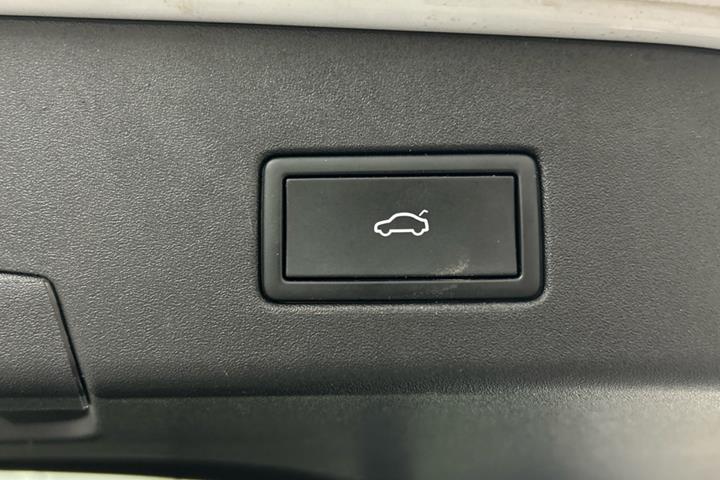 Hvid VW ID.4 fra 2023