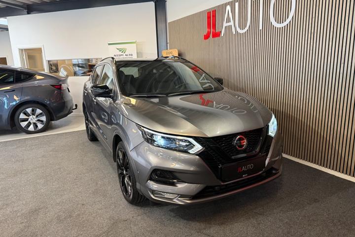 Grå Nissan Qashqai fra 2020