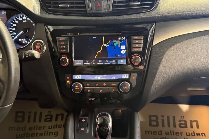 Grå Nissan Qashqai fra 2020