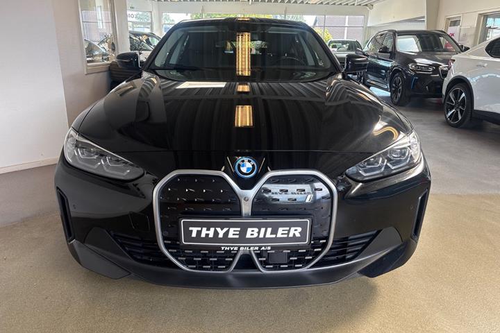 Sort BMW i4 fra 2024