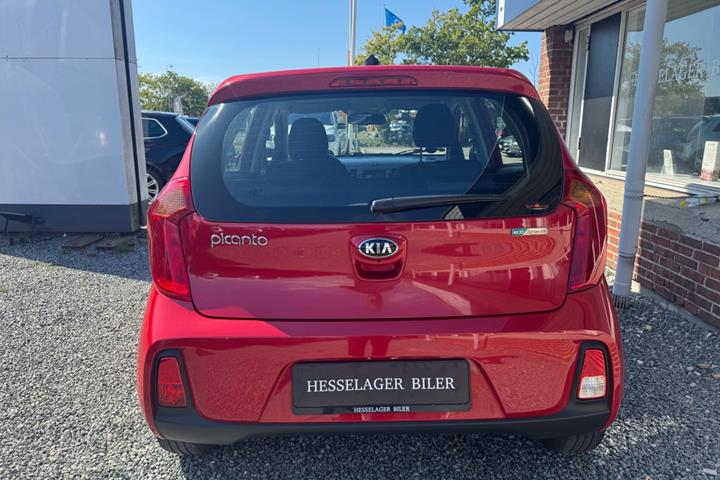 Rød Kia Picanto fra 2017