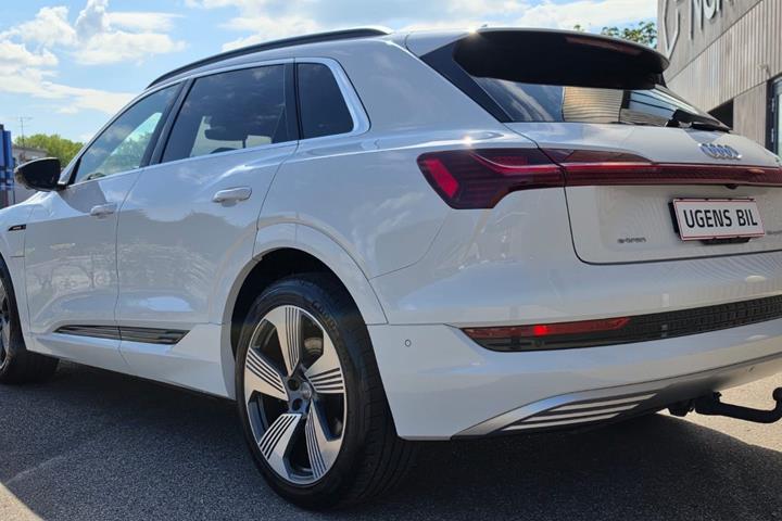 undefined Audi e-tron fra 2019