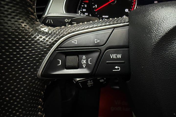 Grå Audi Q7 fra 2016