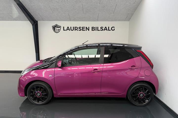 Lilla Toyota Aygo fra 2018