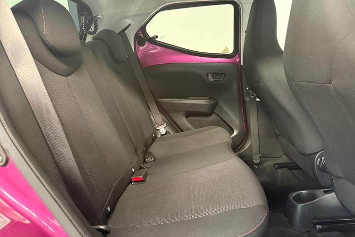 Lilla Toyota Aygo fra 2018