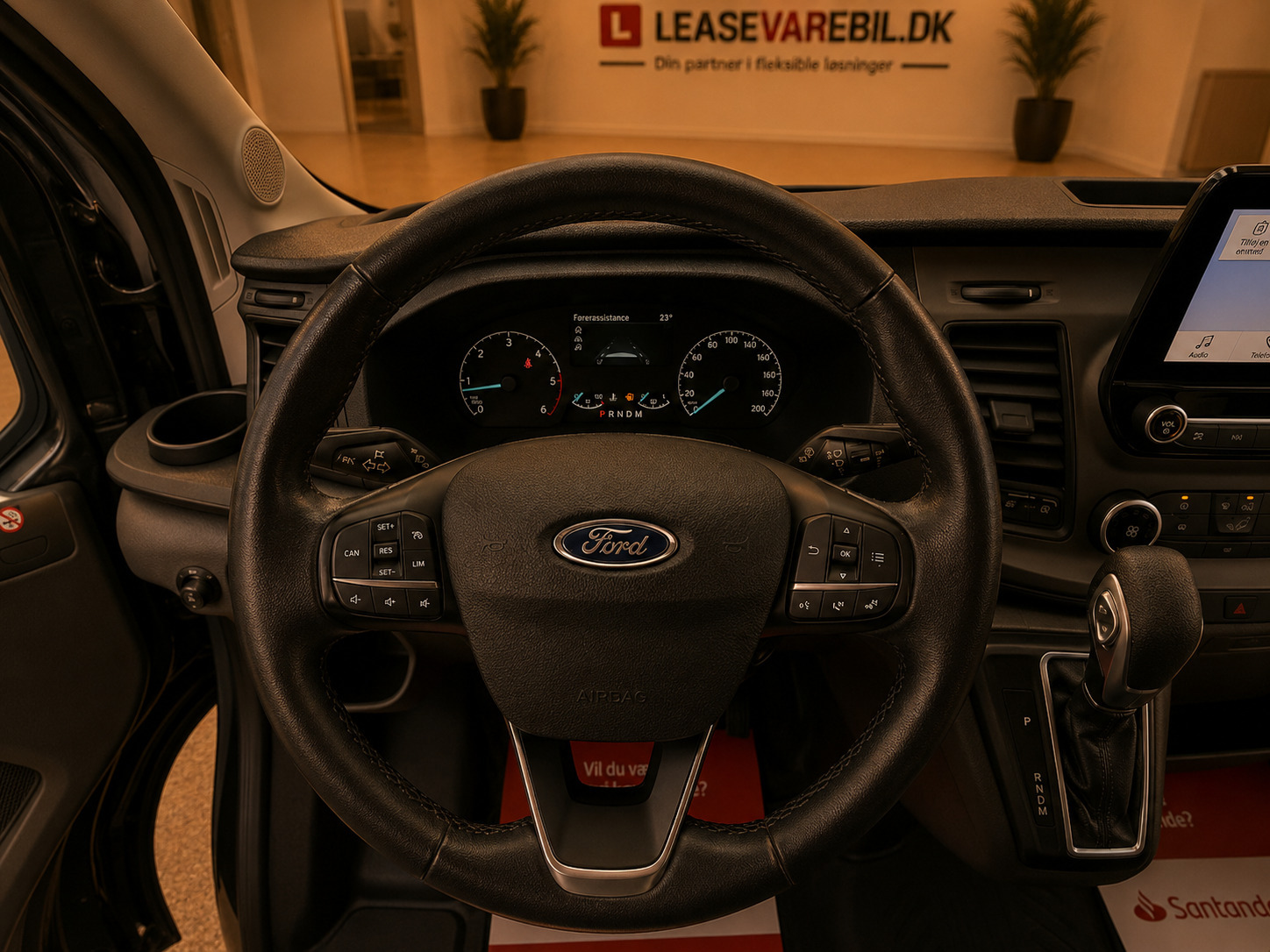 Hvid Ford Transit 350 L3 Van fra 2020