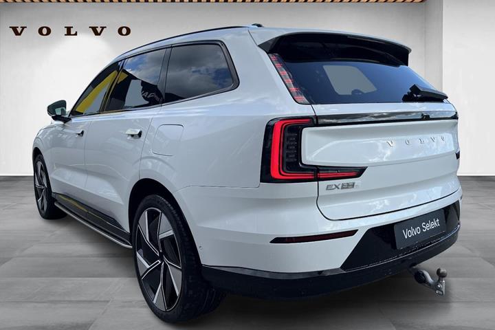 Hvid Volvo EX90 fra 2025