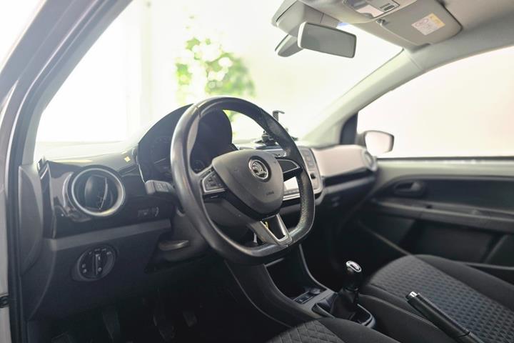 Sølv Skoda Citigo fra 2018