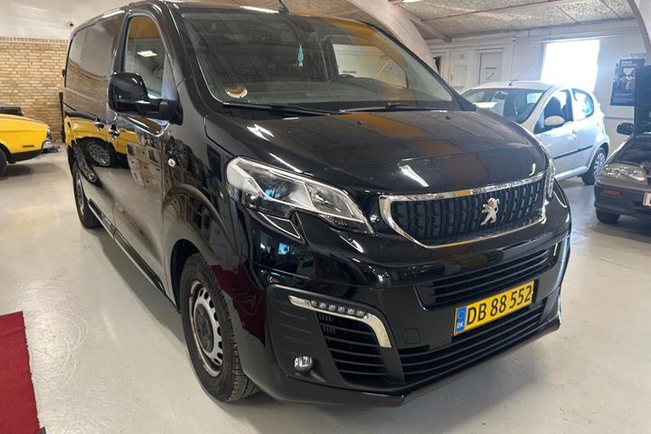Sort Peugeot Expert fra 2021