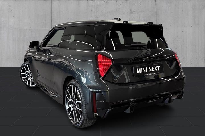 Grå Mini Cooper E fra 2025