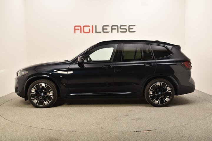 Sort BMW iX3 fra 2023