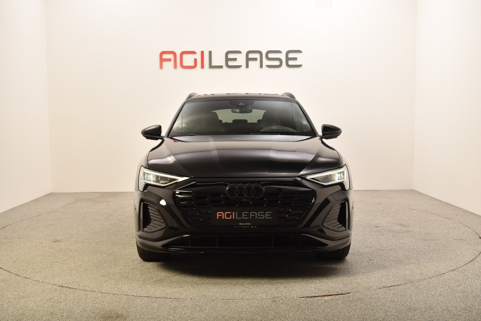 Sort Audi Q8 e-tron fra 2023
