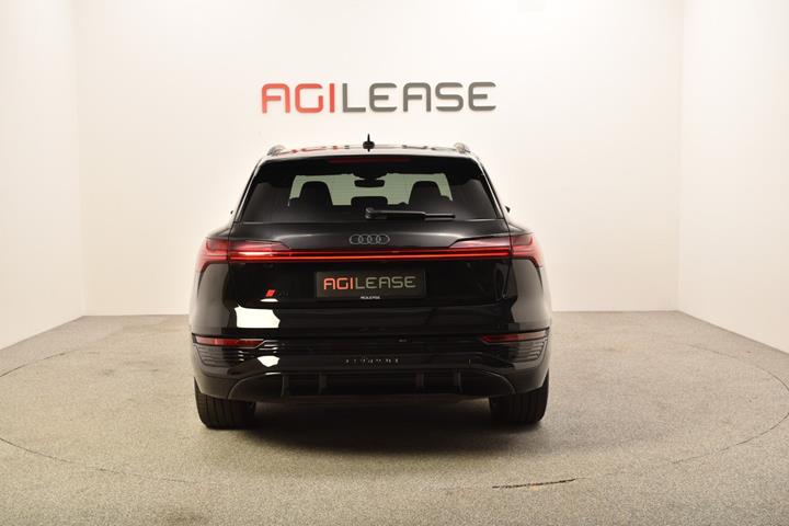 Sort Audi Q8 e-tron fra 2023