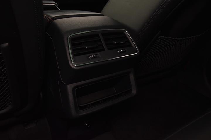 Sort Audi Q8 e-tron fra 2023