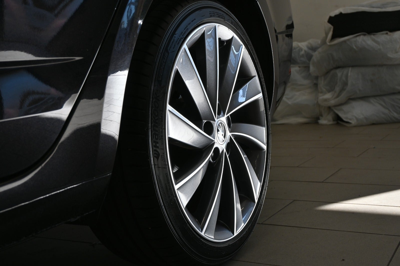 Sort Skoda Octavia fra 2020