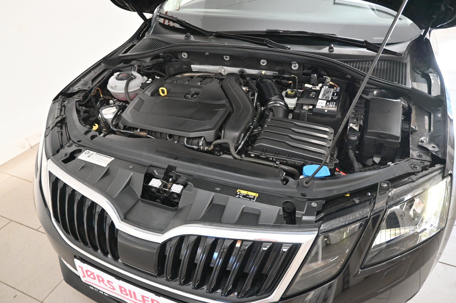 Sort Skoda Octavia fra 2020