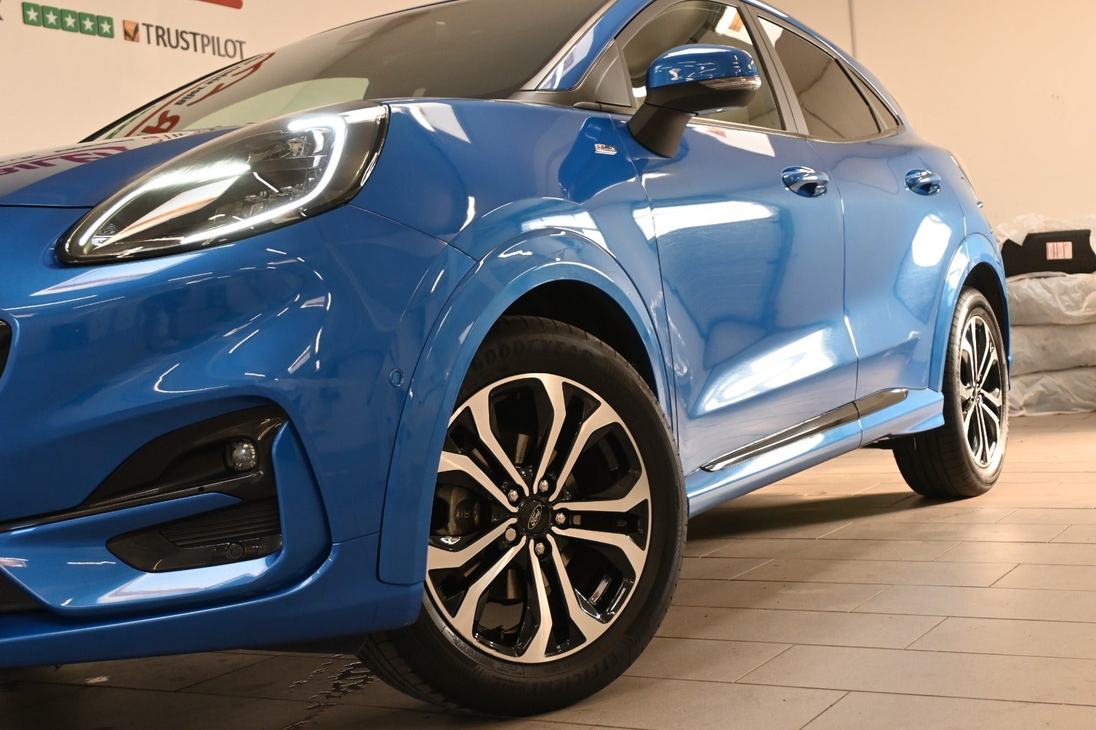 Blå Ford Puma fra 2021