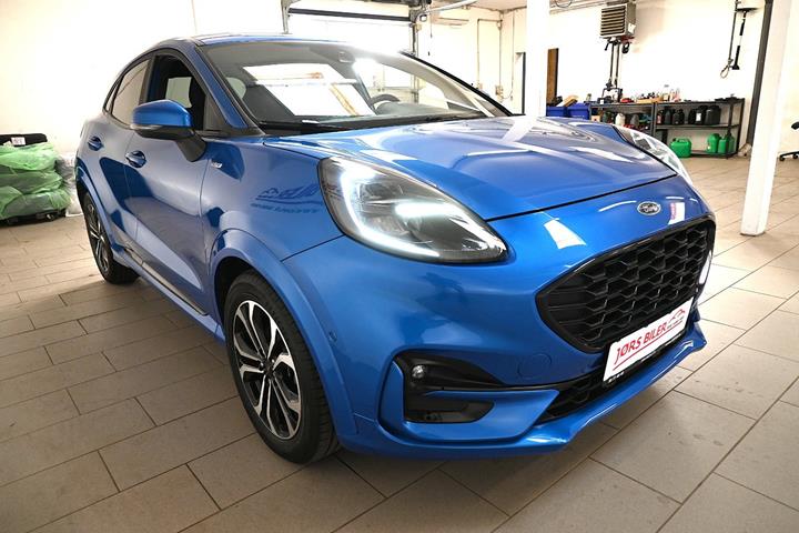 Blå Ford Puma fra 2021