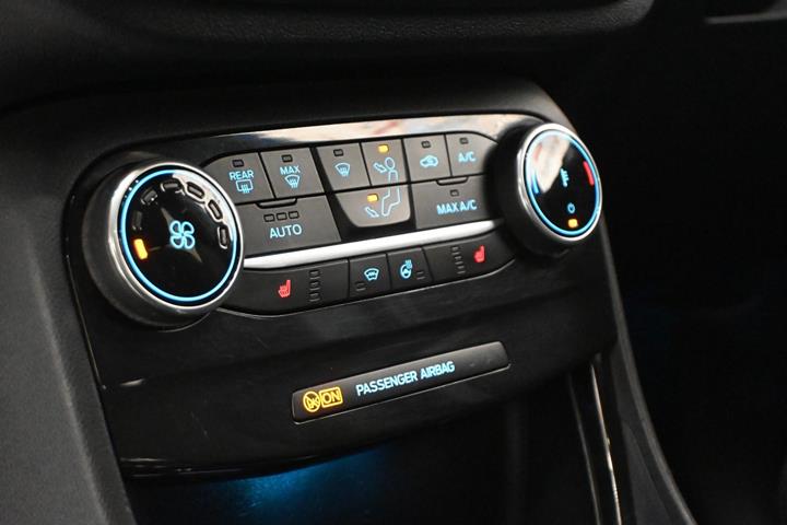 Blå Ford Puma fra 2021