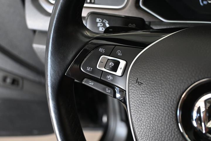 Sort VW T-Roc fra 2019