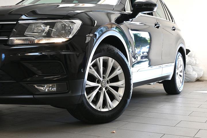 Sort VW Tiguan fra 2018